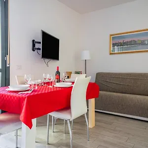 Apartment Residential Con Balcone, Parma